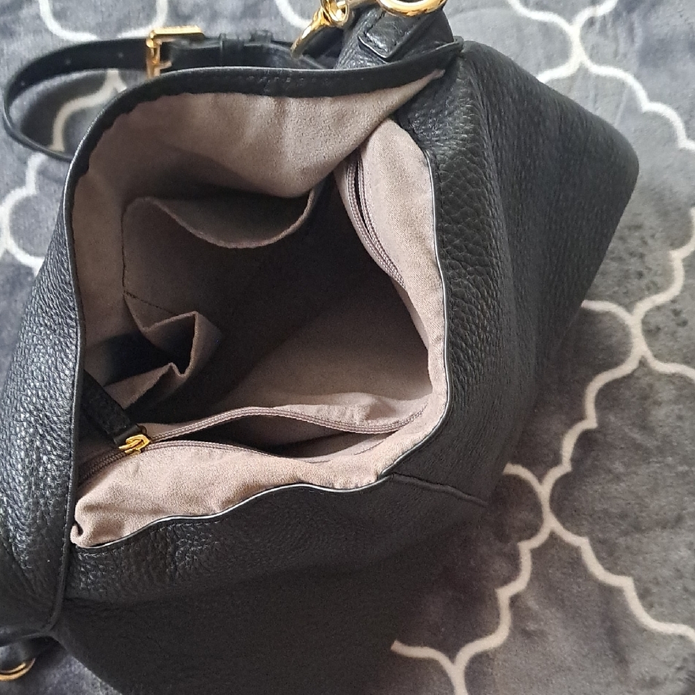 Vince Camuto Black Leather Crossbody Bag - Picture 15 of 15